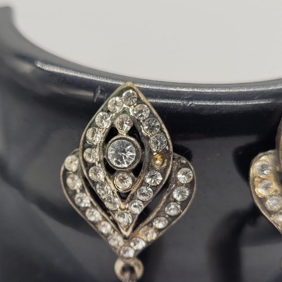 Antique Style Pearl Earrings Costume Jewelry​​​ - Picture 3 of 5